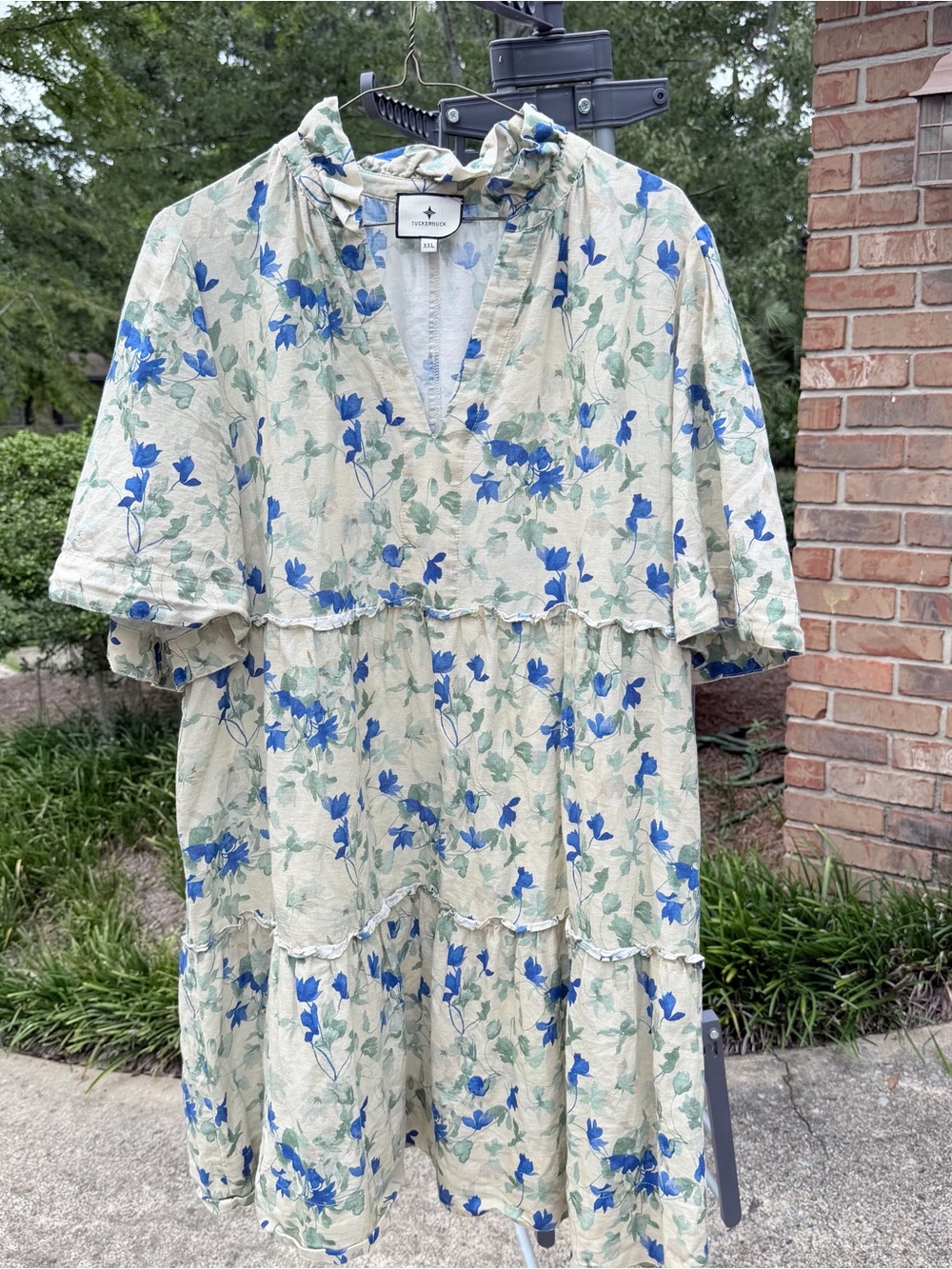 Tuckernuck Blue Floral Tiered Mini Dress on Cream XXL